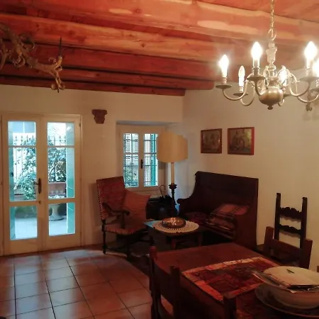 Hébergement de vacances Casa Emilia *